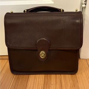 VINTAGE- Coach Classic Brown Leather Messenger Satchel Crossbody Bag